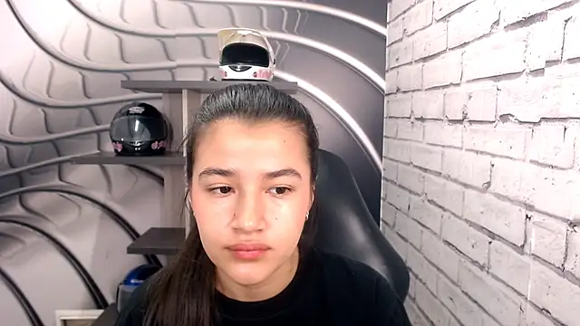 Linda Mattel online show from January 24, 2025, 3:24 pm