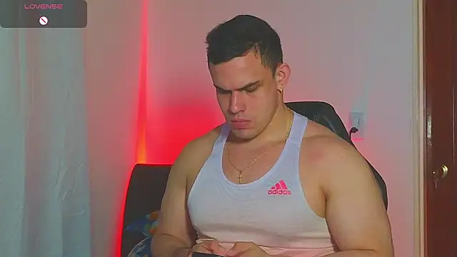 Snapshot of Regansmiths chatting on February 16, 2026, 10:39 pm Regansmiths online show from February 16, 2026, 10:39 pm