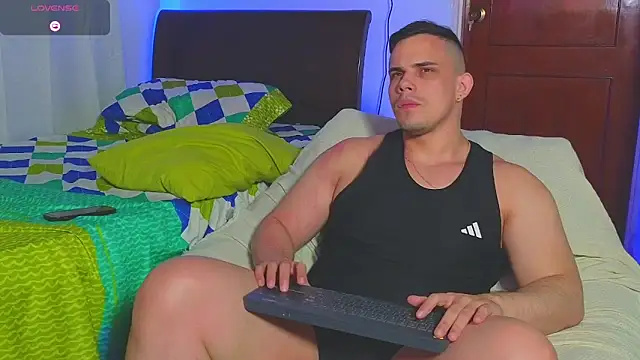 Snapshot of Regansmiths chatting on March 25, 2026, 10:32 am Regansmiths online show from March 25, 2026, 10:32 am