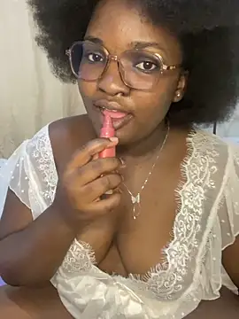 sweet18creamybigpussy online show from September 14, 2025, 4:17 pm