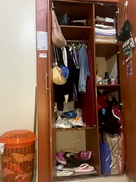 Snapshot of sweet18creamybigpussy chatting on September 28, 2025, 11:21 pm sweet18creamybigpussy online show from September 28, 2025, 11:21 pm