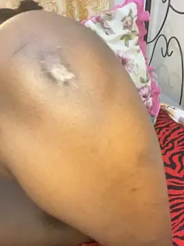 Snapshot of sweet18creamybigpussy chatting on October 12, 2025, 6:56 am sweet18creamybigpussy online show from October 12, 2025, 6:56 am