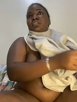 Snapshot of sweet18creamybigpussy chatting on October 29, 2025, 9:27 pm sweet18creamybigpussy online show from October 29, 2025, 9:27 pm