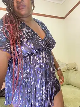 sweet18creamybigpussy online show from June 12, 2026, 11:35 pm