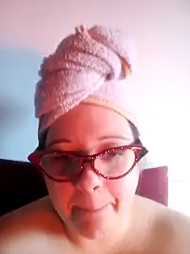 icecream1609 online show from January 18, 2026, 10:08 am