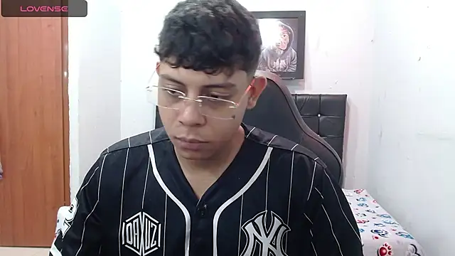 Wiiliam 20 online show from February 8, 2025, 3:53 pm