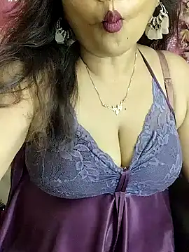 Snapshot of joya_bhabi chatting on August 4, 2026, 3:47 pm joya bhabi online show from August 4, 2026, 3:47 pm