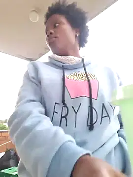 Snapshot of PerfectionBerrie chatting on January 12, 2025, 4:29 pm PerfectionBerrie online show from January 12, 2025, 4:29 pm