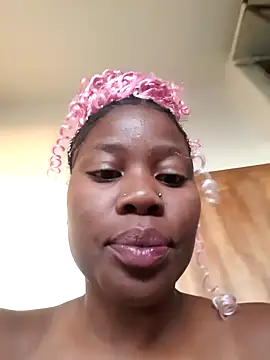 Snapshot of PerfectionBerrie chatting on January 17, 2025, 4:47 pm PerfectionBerrie online show from January 17, 2025, 4:47 pm