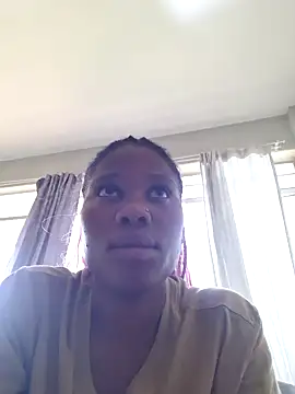 Snapshot of PerfectionBerrie chatting on January 25, 2025, 1:19 pm PerfectionBerrie online show from January 25, 2025, 1:19 pm