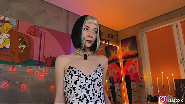 izi-fox online show from October 29, 2025, 3:58 pm