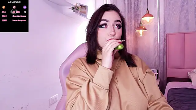bella-green online show from December 18, 2024, 7:08 pm