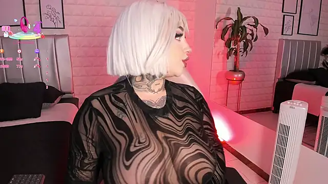 bella-green online show from November 13, 2025, 7:13 pm