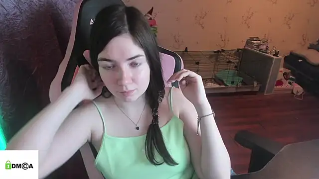 Snapshot of Crazy_forest_fairy chatting on February 28, 2026, 2:56 am Crazy forest fairy online show from February 28, 2026, 2:56 am