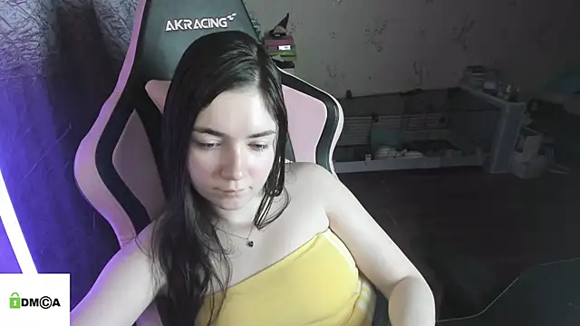 Snapshot of Crazy_forest_fairy chatting on March 8, 2026, 2:04 am Crazy forest fairy online show from March 8, 2026, 2:04 am