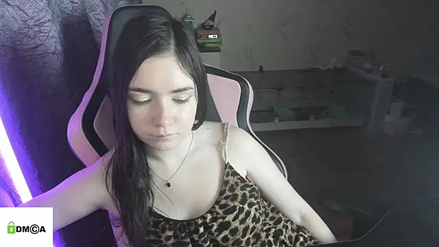 Snapshot of Crazy_forest_fairy chatting on March 13, 2026, 3:35 am Crazy forest fairy online show from March 13, 2026, 3:35 am