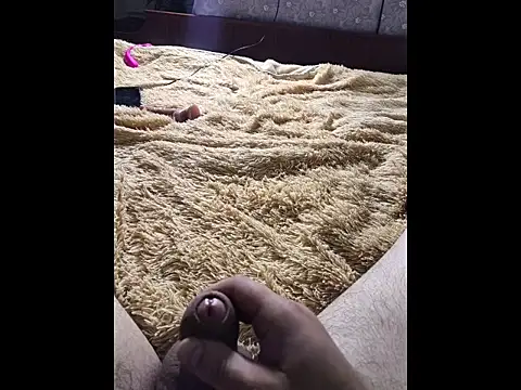 Swettepussy online show from April 22, 2026, 8:10 pm