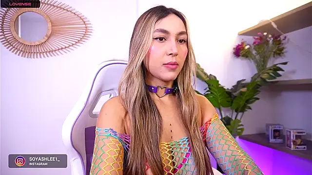 Snapshot of ashley2004_x chatting on October 15, 2025, 5:13 pm ashley2004 x online show from October 15, 2025, 5:13 pm