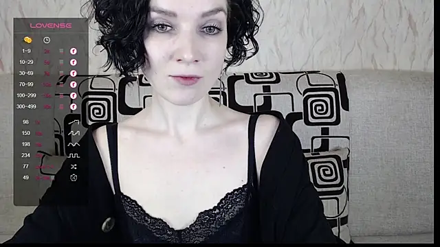 TinaWince online show from February 7, 2025, 5:52 am