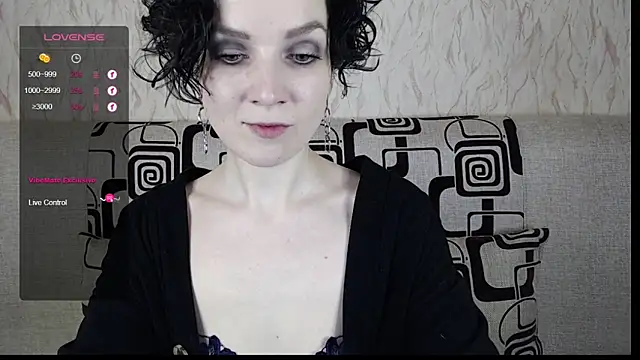 TinaWince online show from February 27, 2025, 5:45 am