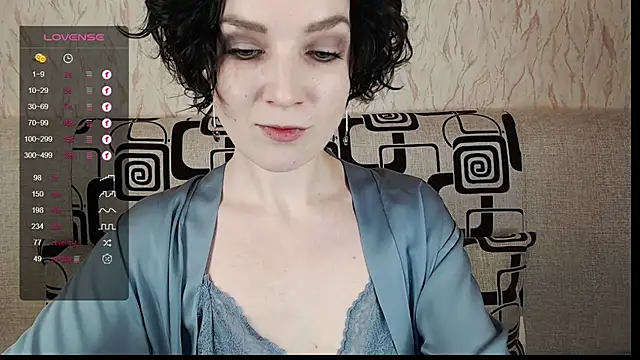TinaWince online show from March 14, 2025, 6:10 am