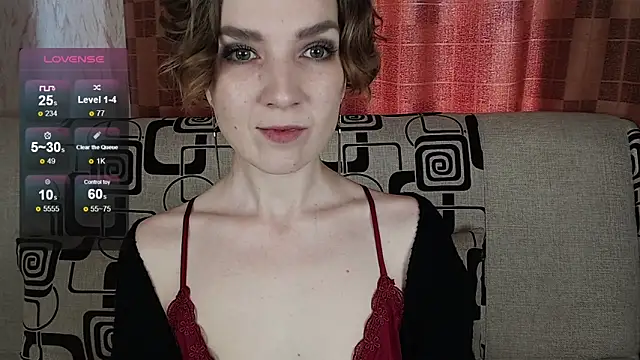 TinaWince online show from May 7, 2026, 4:51 am