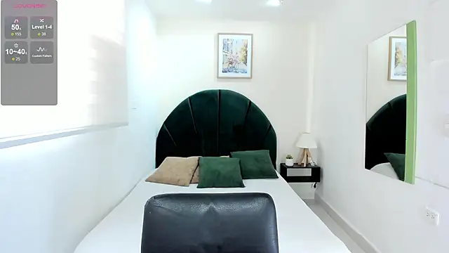  alaiasmile  online show from June 16, 2026, 7:16 pm