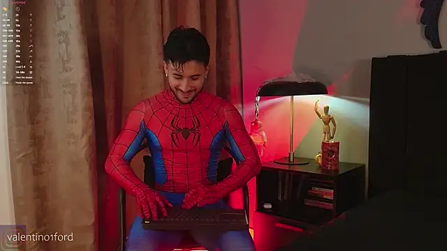 Snapshot of Valentinoford chatting on October 31, 2025, 10:00 pm Valentinoford online show from October 31, 2025, 10:00 pm