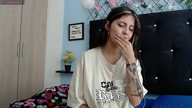 evatits 1 online show from January 11, 2026, 2:44 pm