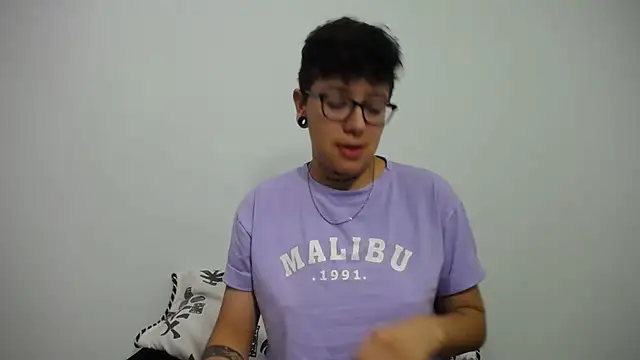 alex noa online show from February 4, 2025, 7:33 pm