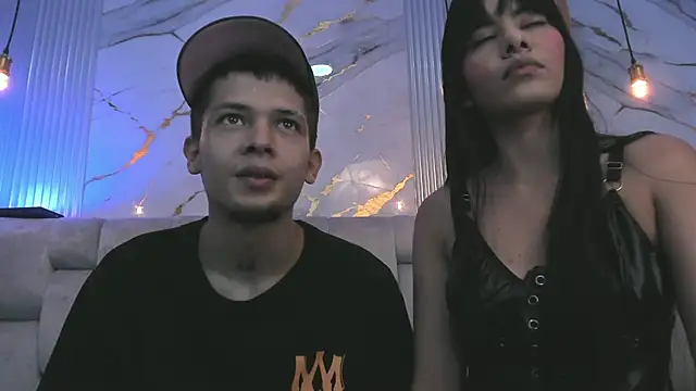 kendalltaylorr online show from October 10, 2025, 1:32 pm