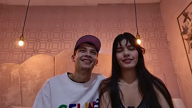 kendalltaylorr online show from October 22, 2025, 12:16 pm