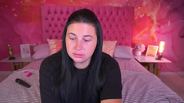 Snapshot of ArianaDarkk chatting on September 28, 2025, 4:23 pm ArianaDarkk online show from September 28, 2025, 4:23 pm