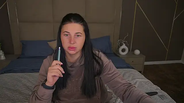 Snapshot of ArianaDarkk chatting on October 4, 2025, 4:38 pm ArianaDarkk online show from October 4, 2025, 4:38 pm