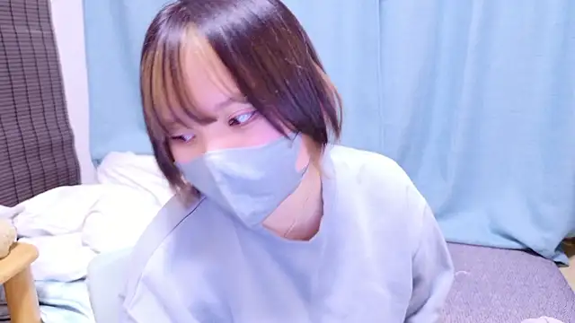 senachinnn online show from February 6, 2026, 2:27 am