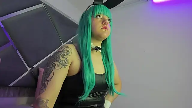 Charlotte Myers online show from February 10, 2026, 7:40 pm