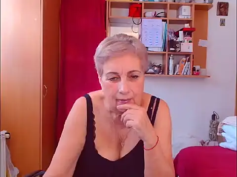 Victoria5643 online show from October 14, 2025, 9:10 am