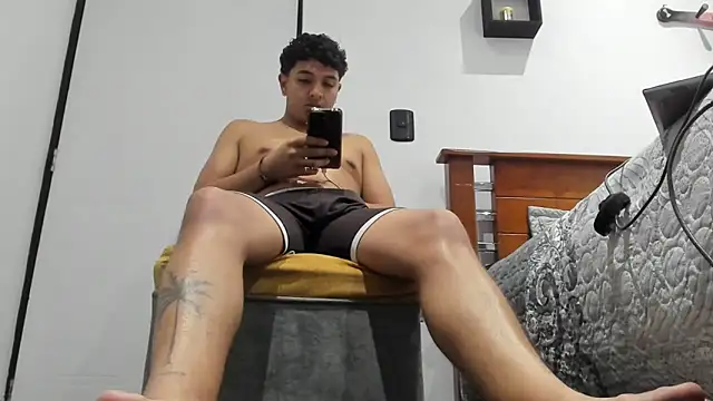 Snapshot of moubli_ chatting on September 25, 2025, 3:10 am moubli online show from September 25, 2025, 3:10 am