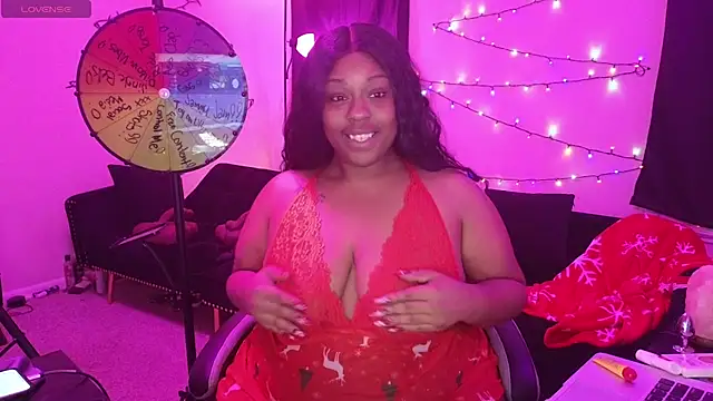 Snapshot of cheriserozequeen chatting on December 14, 2024, 5:29 am cheriserozequeen online show from December 14, 2024, 5:29 am