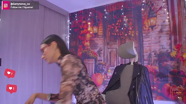 DanyNova Co online show from October 29, 2025, 9:05 pm