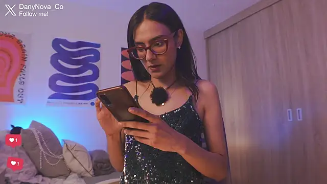 Snapshot of DanyNova_Co chatting on July 8, 2026, 9:52 pm DanyNova Co online show from July 8, 2026, 9:52 pm
