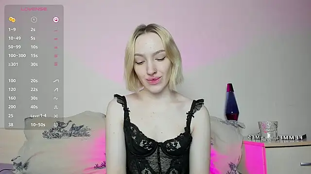 Snapshot of cheryl_mason chatting on December 12, 2024, 9:37 pm cheryl mason online show from December 12, 2024, 9:37 pm