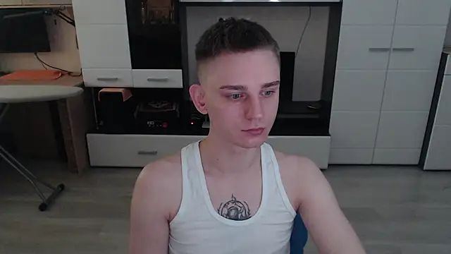 Snapshot of angryzan chatting on October 2, 2025, 4:52 am angryzan online show from October 2, 2025, 4:52 am