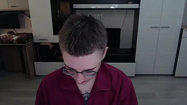 Snapshot of angryzan chatting on October 13, 2025, 5:18 am angryzan online show from October 13, 2025, 5:18 am