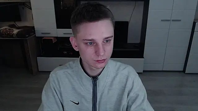 Snapshot of angryzan chatting on October 15, 2025, 5:18 am angryzan online show from October 15, 2025, 5:18 am