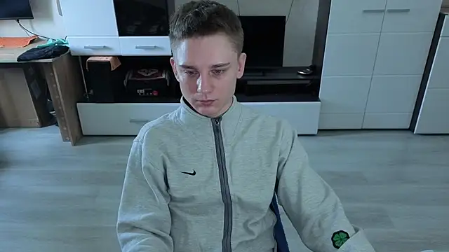 Snapshot of angryzan chatting on November 12, 2025, 6:25 am angryzan online show from November 12, 2025, 6:25 am