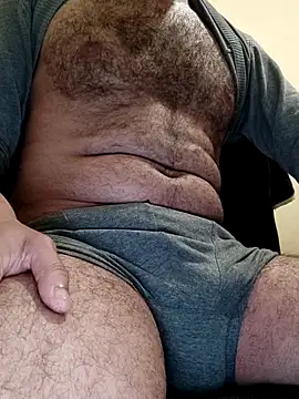 Hairyarabguy online show from April 29, 2026, 6:14 pm