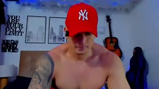 seancarreraa online show from May 25, 2026, 8:37 pm
