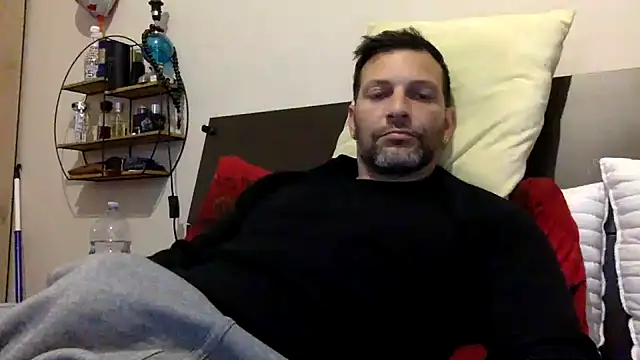 goroasroma90 online show from April 13, 2026, 5:51 pm