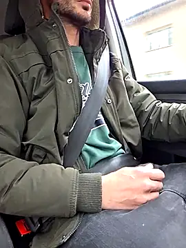 Snapshot of Zeefy chatting on October 21, 2025, 8:04 am Zeefy online show from October 21, 2025, 8:04 am